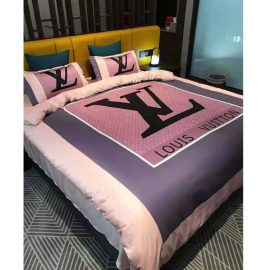 New LV Print Bed Sheet Cover Set King Size Pink in AjmanShop