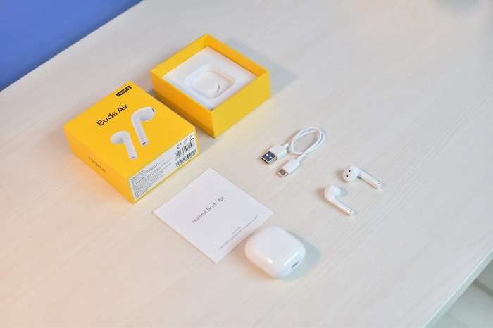 Realme Buds Air Wireless Earbuds Multitouch Funtion White in AjmanShop 