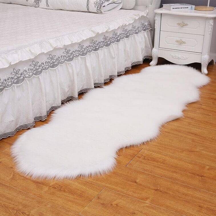 White Fur Carpet for Living Room with Anti Slip Bottom in AjmanShop