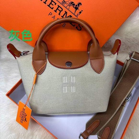 Hermes Longchamp Bag in Small for Women in Ajman Shop