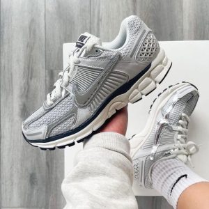 Nike Zoom Vomero Sneakers Dubai - AjmanShop