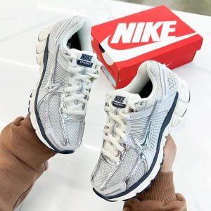 Nike Zoom Vomero Sneakers UAE - AjmanShop